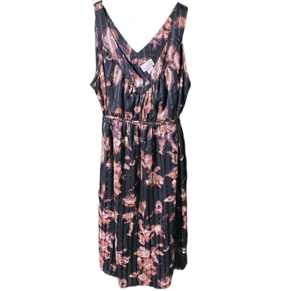 Motherhood Dresses & Skirts - Motherhood Black and Purple Floral Mini Maternity Dress with tie waist, sequins